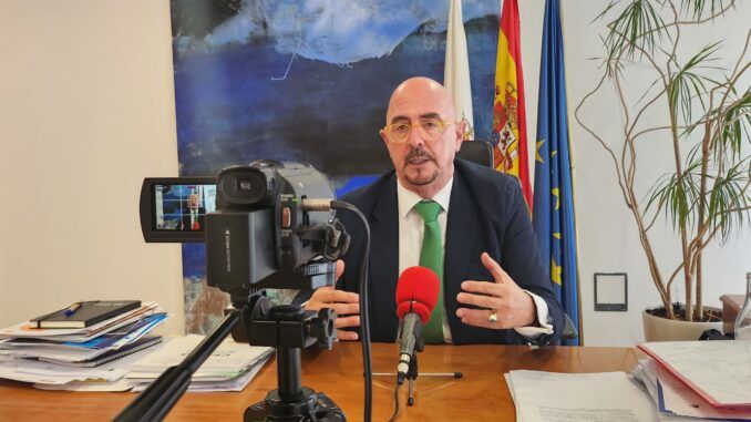 El Servicio Cántabro de Salud advierte de un posible fraude a través de mensajes a teléfonos móviles